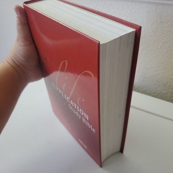 Life Application Study Bible NIV Hardcover Zondervan Tyndale House 2005 Red Ltr - Picture 7 of 16